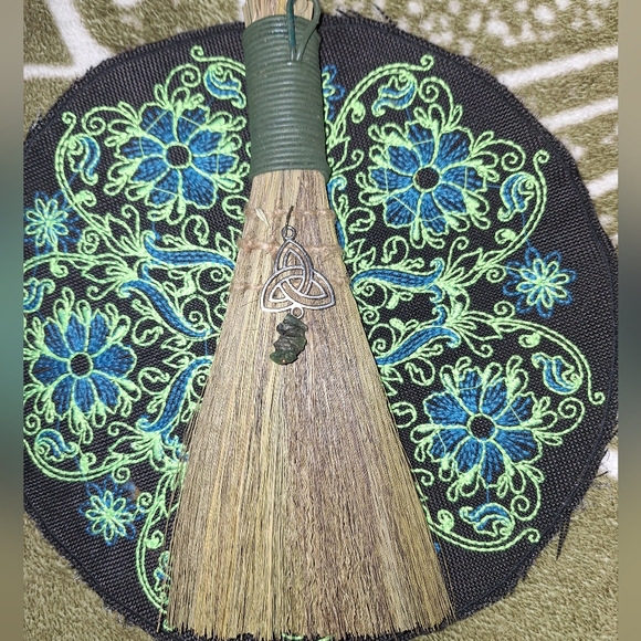 Mini Ritual Besom Witchcraft - Picture 2 of 2